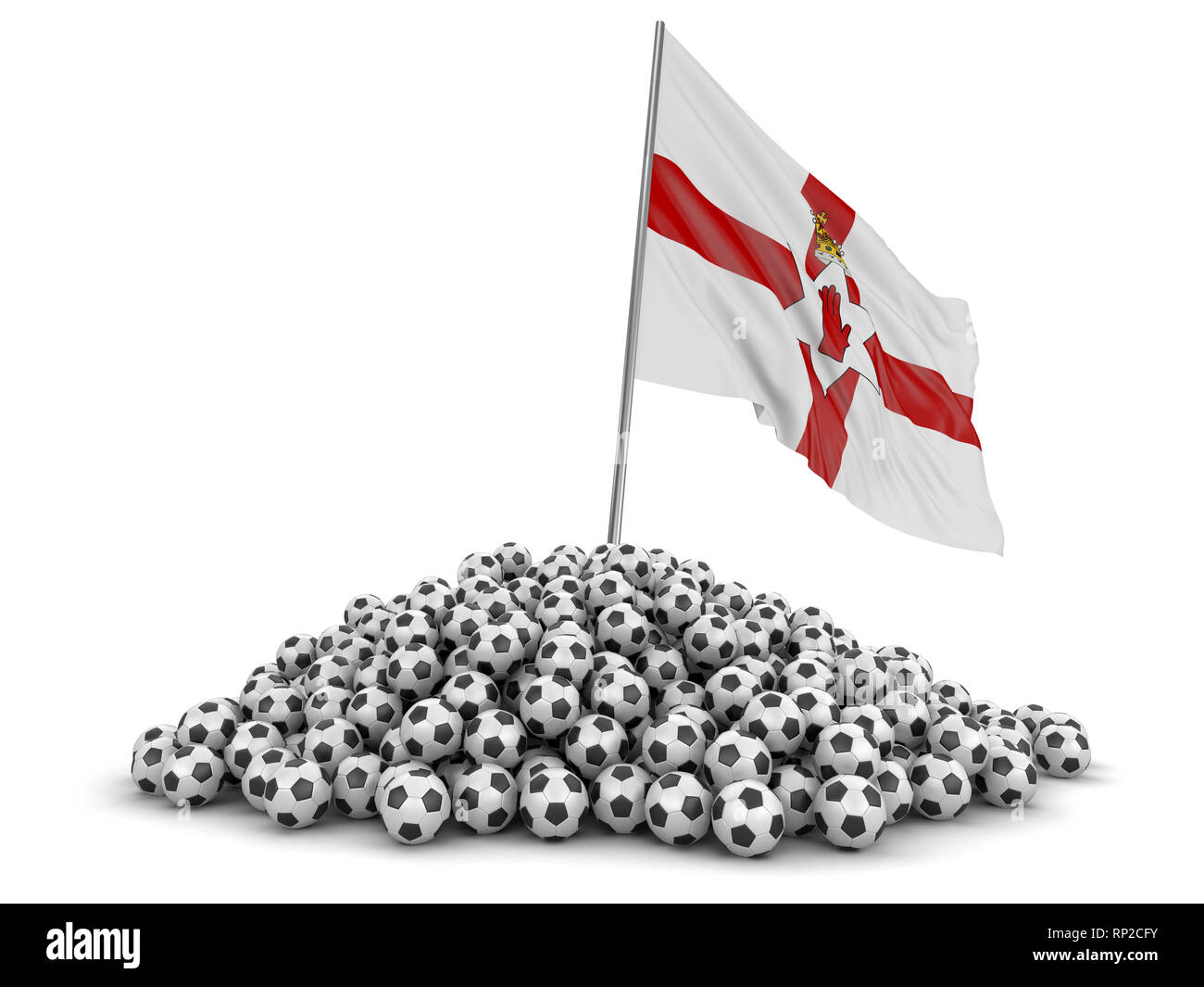 Pila di palloni da calcio e bandiera. Immagine con tracciato di ritaglio Foto Stock