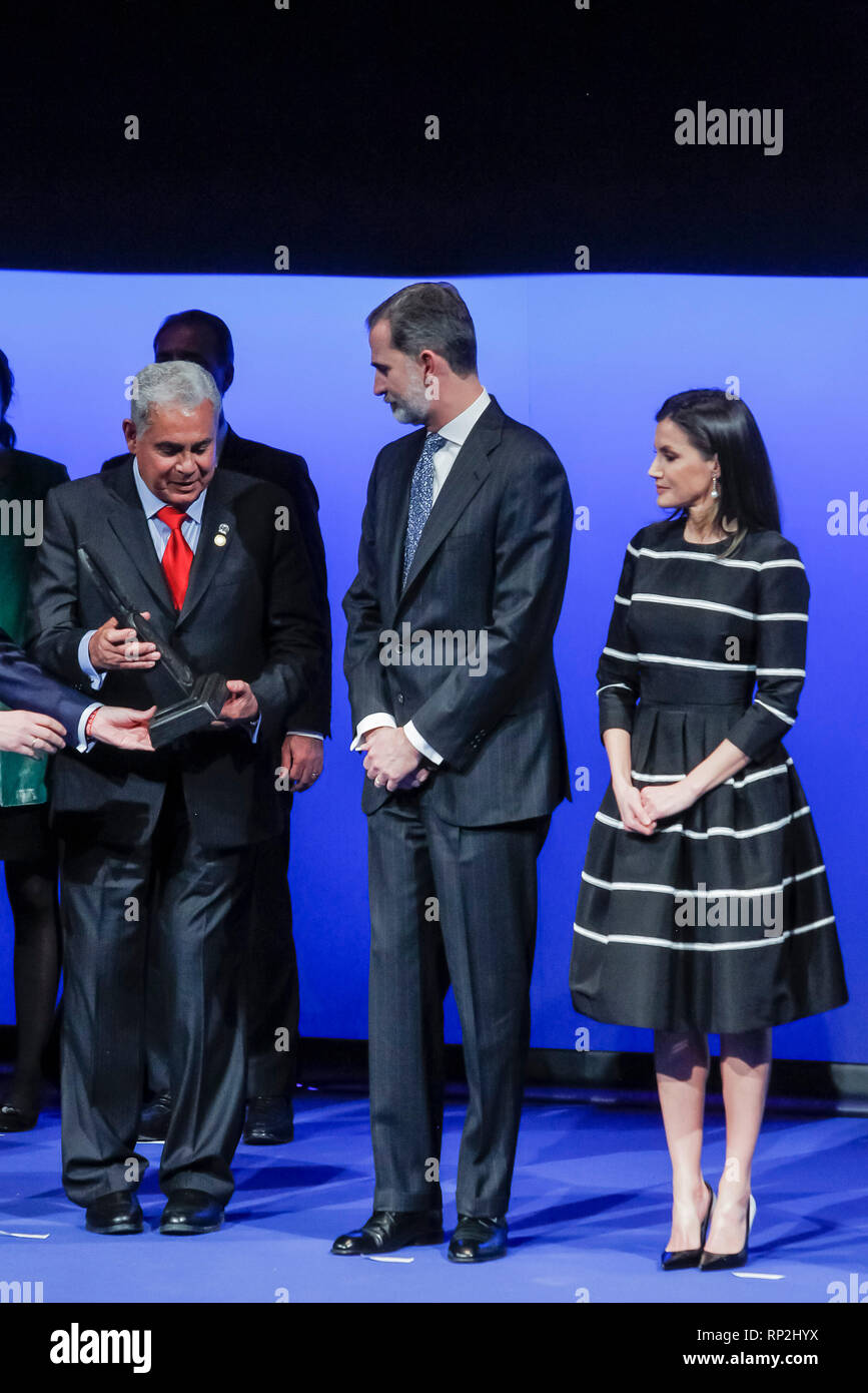 Madrid, Spagna. Xx Febbraio 2019. Il re Filippo VI di Spagna, Regina Letizia di Spagna frequentare la consegna al re Filippo VI di Spagna del 'World Peace & Liberty Award' durante la sessione di chiusura della 'Legge Mondiale Congresso (WLC)" del "World Jurist Association (WJA)" presso il Teatro Reale a febbraio 20, 2019 a Madrid, Spagna. Credito: Jimmy Olsen/Media punzone ***Nessuna Spagna***/Alamy Live News Foto Stock