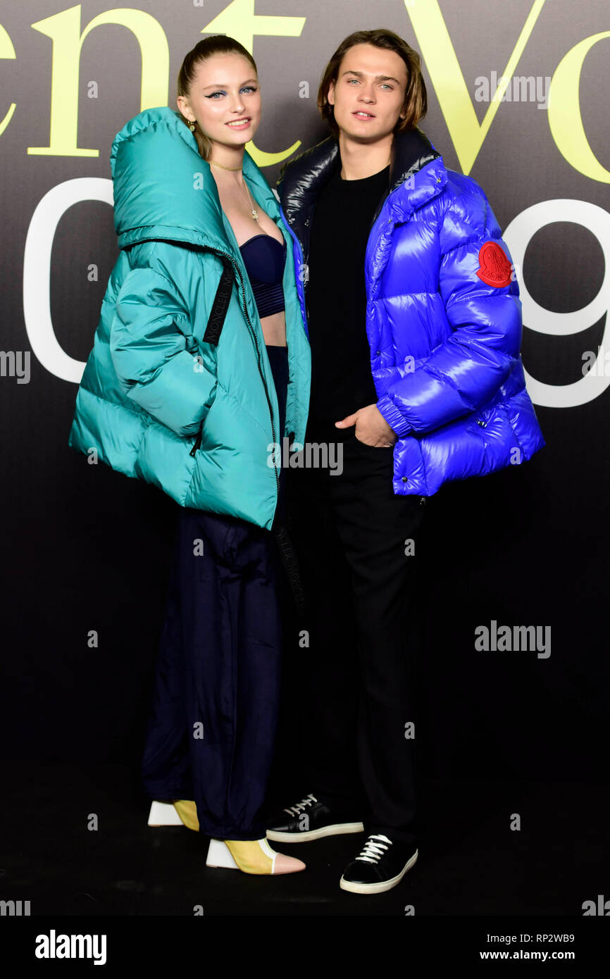 Milano Moda Donna Autunno / Inverno 2019/2020 arrivi parata: Moncler  nell'immagine: Beatrice Vendramin e Saul Nanni Foto stock - Alamy
