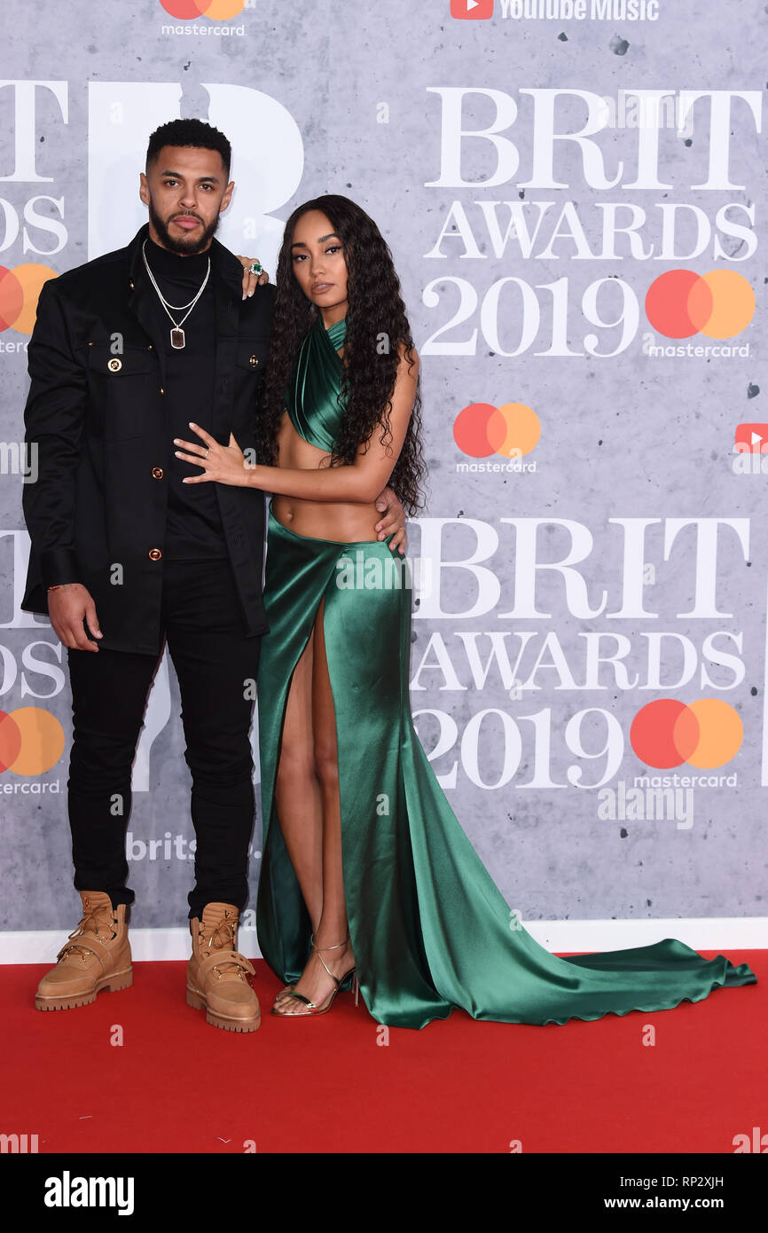 Londra, Regno Unito. Febbraio 20, 2019: Leigh-Ann Pinnock & Andre grigio in arrivo per il Brit Awards 2019 all'O2 Arena, Londra. Immagine: Steve Vas/Featureflash.solo uso editoriale *** Foto Stock