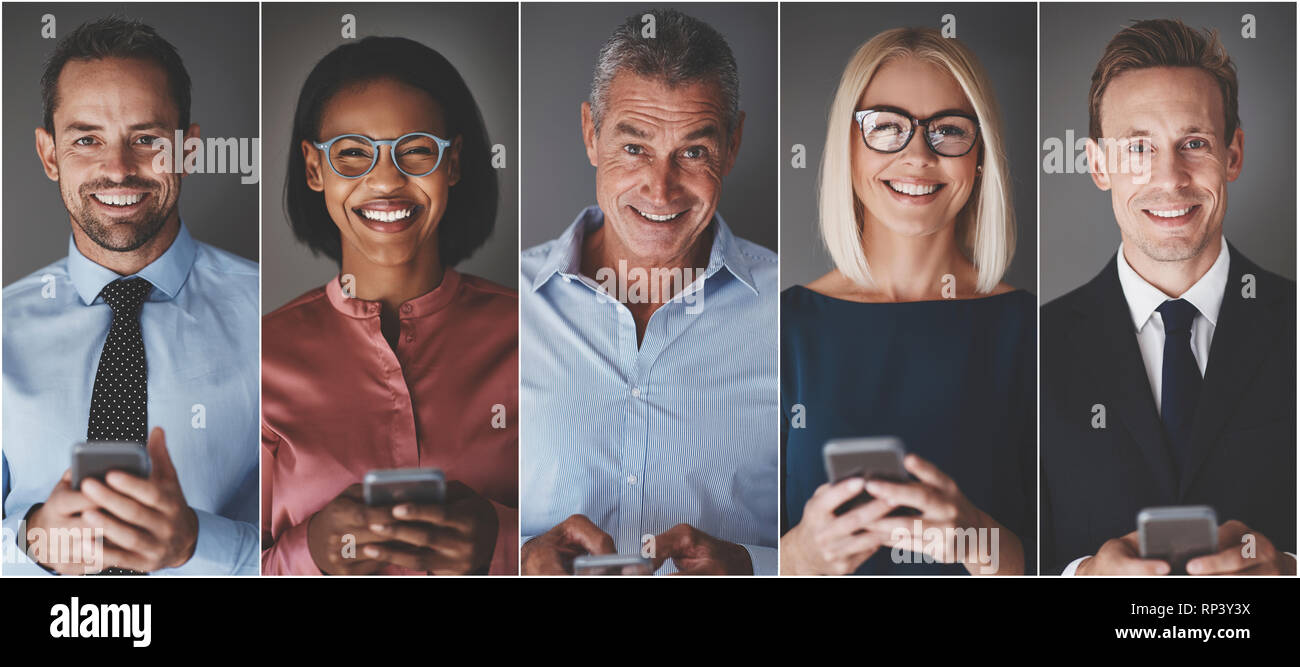 Collage di un gruppo diversificato di sorridere i professionisti aziendali la lettura di messaggi di testo contro uno sfondo grigio Foto Stock