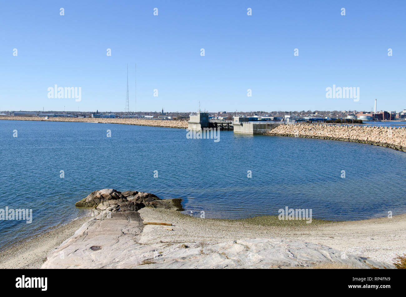 Uragano barriera in ingresso al nuovo Beford Fairhaven Harbour, Massachusetts USA più grande del mondo e più grande struttura di pietra sulla costa est Foto Stock