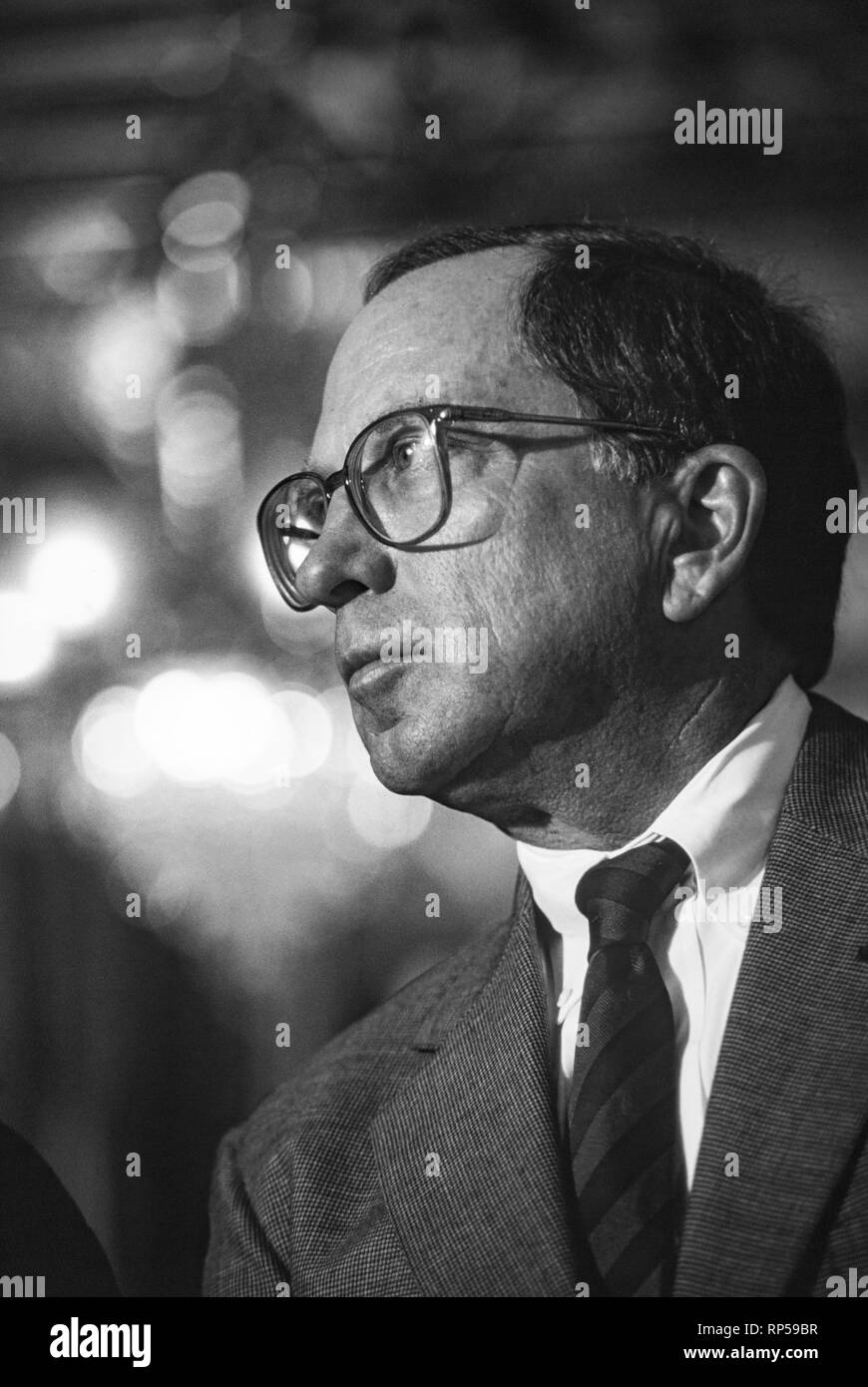 Noi Senatore Sam Nunn della Georgia. Presidente del il Comitato delle forze armate del senato. Foto Stock