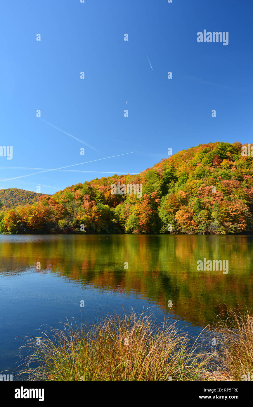 Il Parco Nazionale dei Laghi di Plitvice in autunno, Croazia Foto Stock