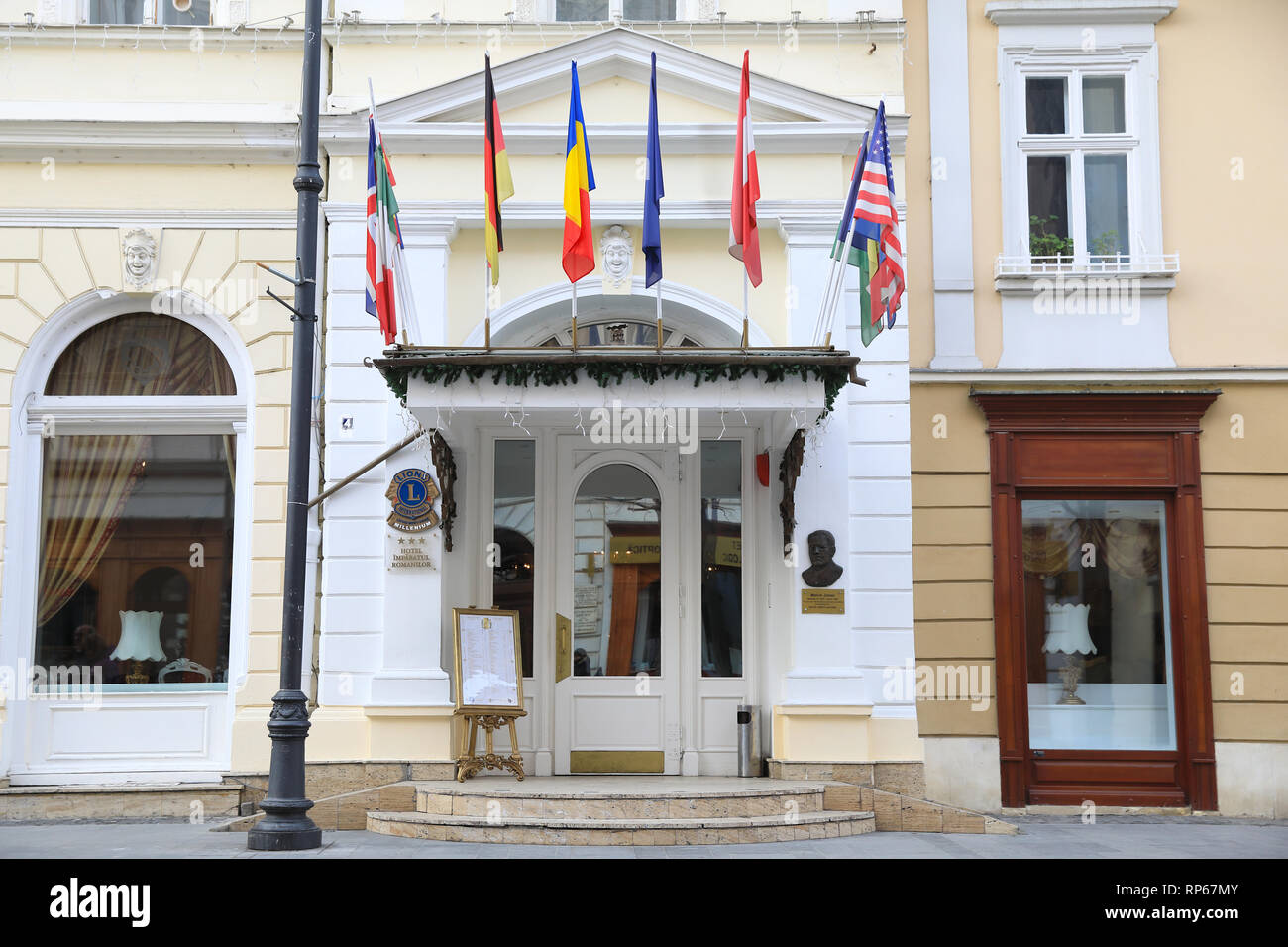 Hotel di lusso Imparatul Romanilor su Nicolae Balcescu Street, nel centro storico del centro di Sibiu, in Transilvania, Romania Foto Stock