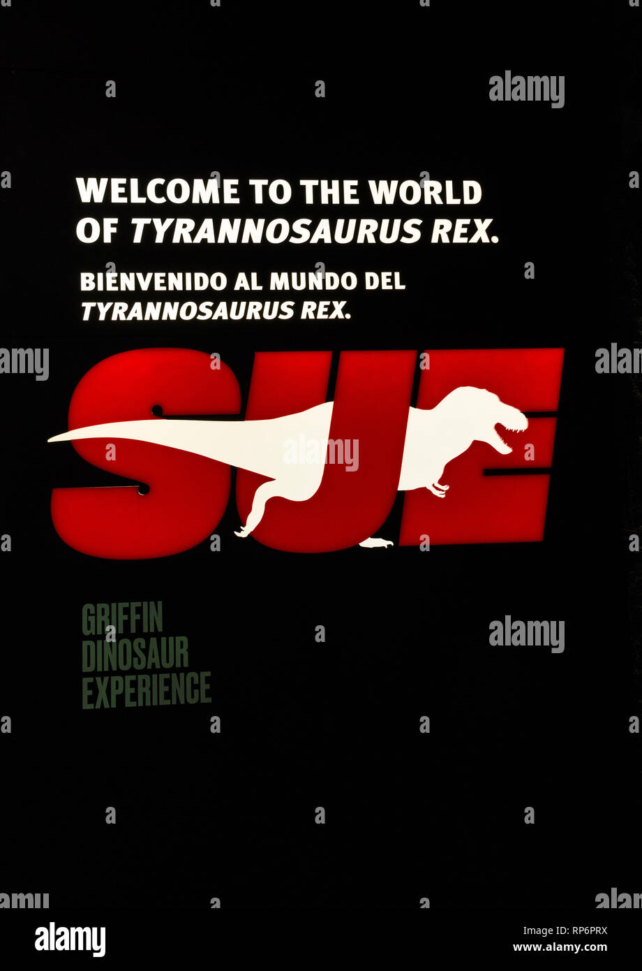 Segno all'ingresso della famosa "UE" il T. Rex presentano. Il Field Museum. Chicago, Illinois, Stati Uniti d'America. Foto Stock