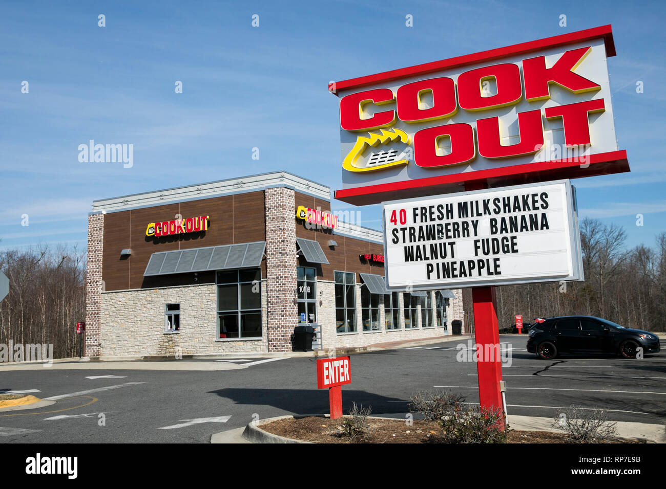 Un segno del logo al di fuori di un cuoco fuori un ristorante fast food in posizione di Fredericksburg, Virginia il 19 febbraio 2019. Foto Stock