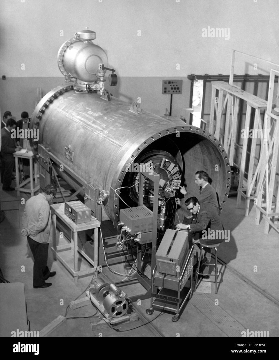 Iniettore al centro atomico di Frascati, Italia,1958 Foto Stock