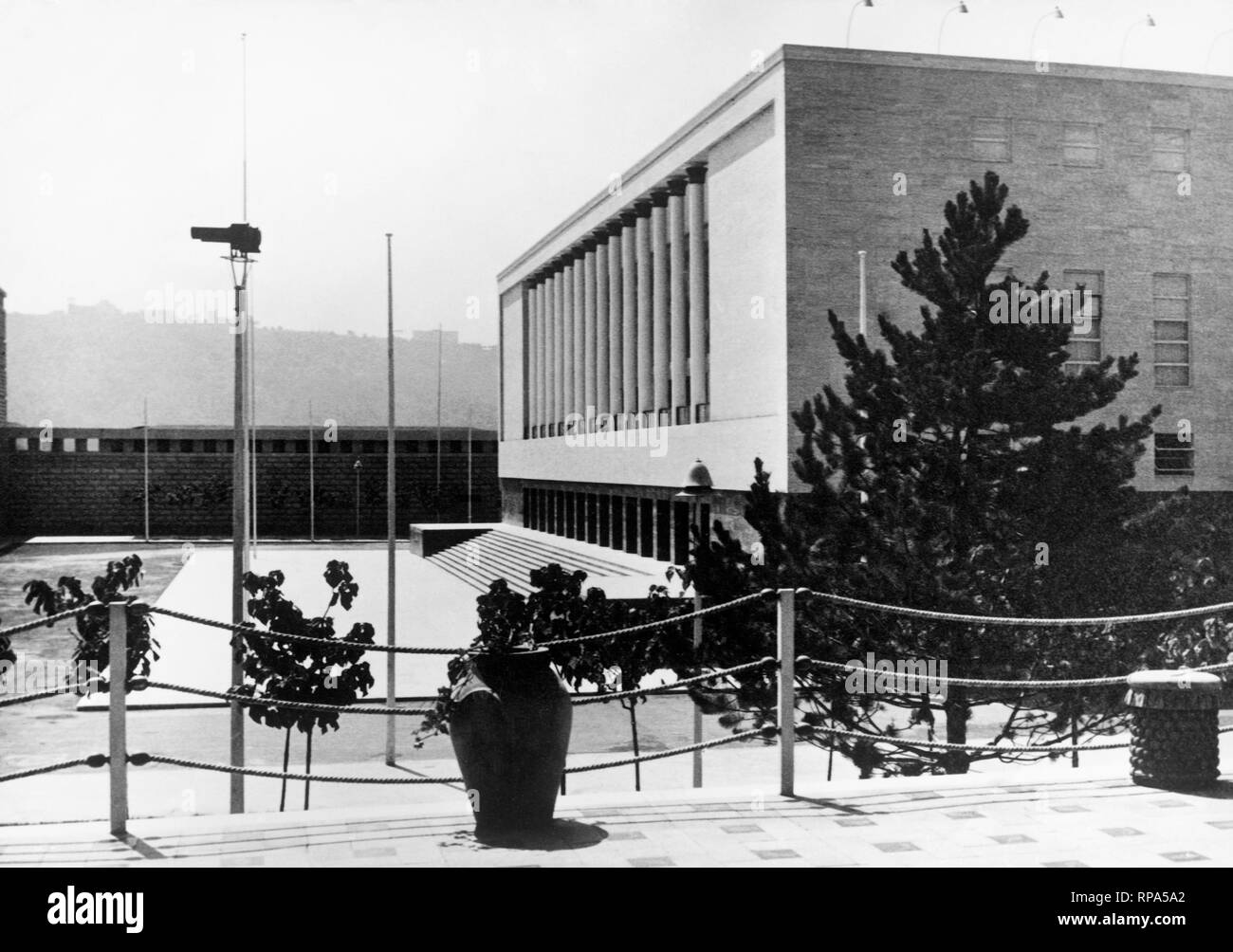 L'Europa, Italia, Napoli, mostra d'oltremare, teatro mediterraneo Foto  stock - Alamy