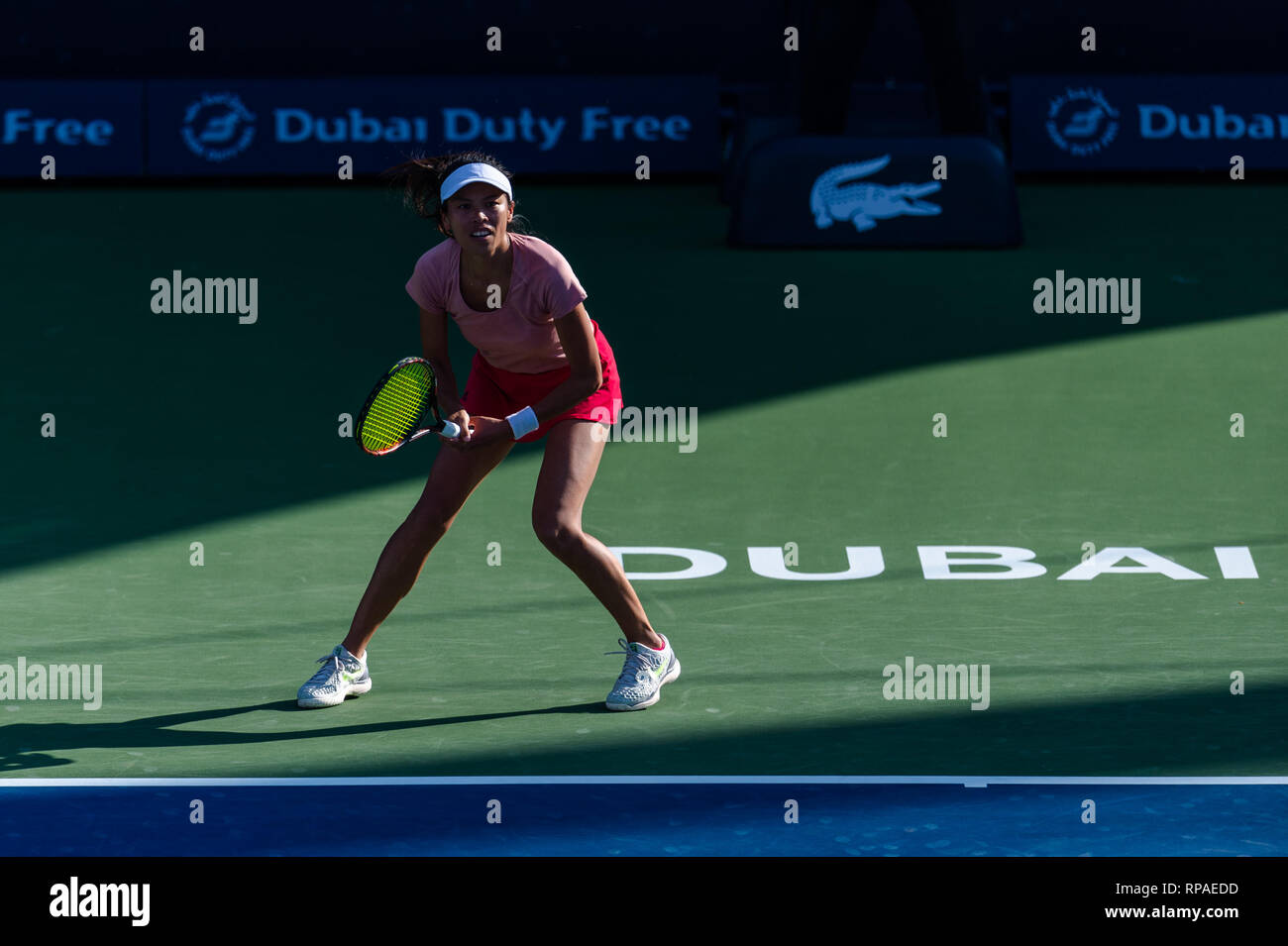 Dubai, EAU. Il 21 febbraio, 2019. Su-Wei Hsieh di Taipei nei quarti di finale il match contro il Karolina Pliskova della Repubblica ceca durante il Dubai Duty Free campionato di tennis presso il Dubai International Tennis Stadium, Dubai, UAE il 21 febbraio 2019. Foto di concedere l'inverno. Credit: UK Sports Pics Ltd/Alamy Live News Foto Stock