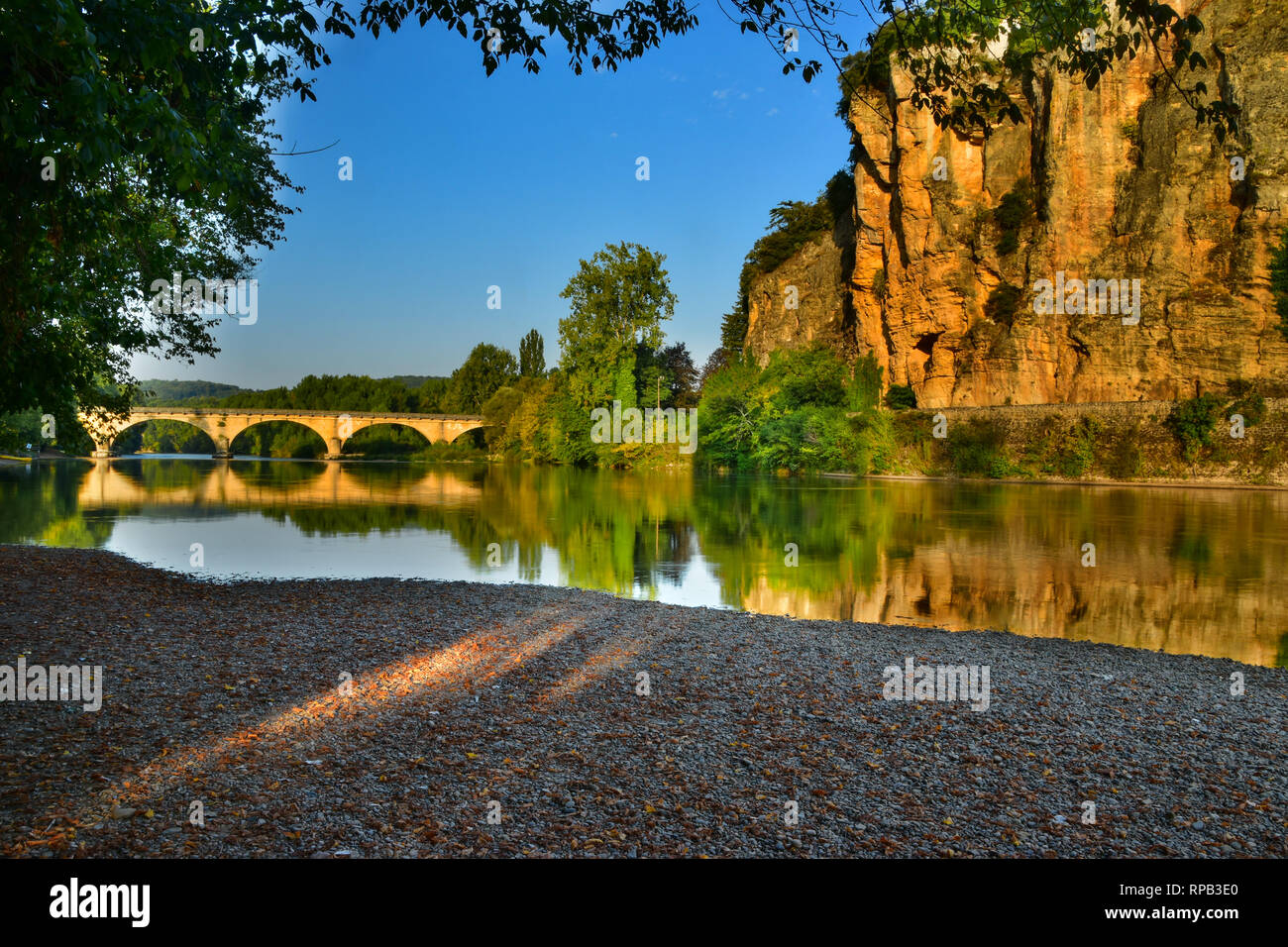 Fiume Dordogne, Vitrac, Dordogne, Francia Foto Stock