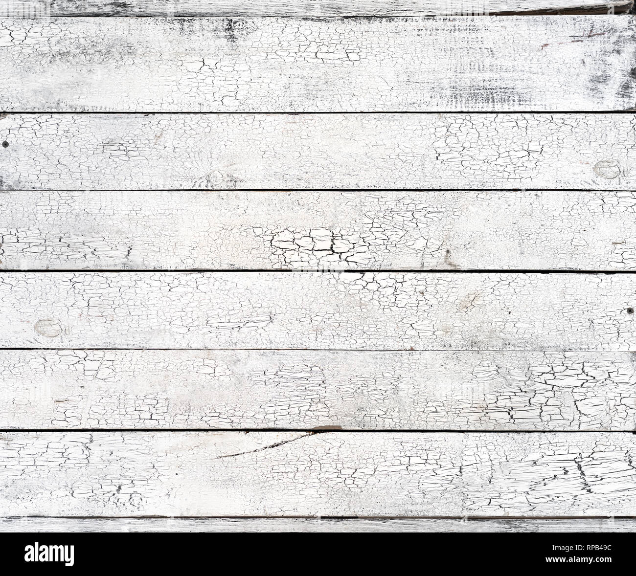 Bianco antico di legno malandata weathered tavole con vernice incrinata  texture rustico Foto stock - Alamy