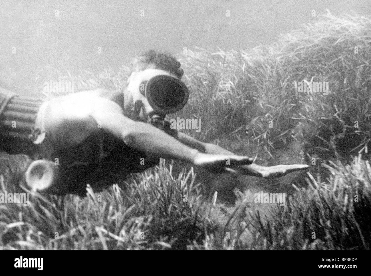 La pesca subacquea, 1945-48 Foto Stock