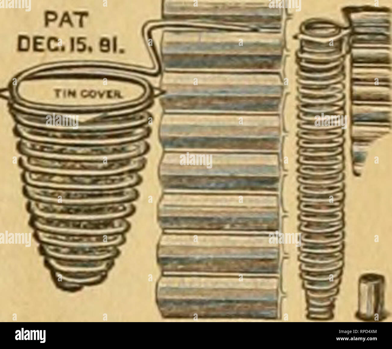 . American bee journal. La cultura delle api; le api. 1895. La AMERICAN BEE JOURNAL. 415 -SPOT CONTANTI- miHigli-GradeHoiiey inviare Sniiip/c &gt;-jii:6.'i7 pollici, 1-tutto il peso ma 5 once. Può essere indossata su un normale hat; si adatta a qualsiasi testa; non o bstruct tlie visione, e possono essere indossati a letto senza fastidio. È una vera manna per qualsiasi whoir vola fastidio, mosqultos morso o api sting. ^^ questo velo ci club con la Bee ufficiale per un anno-sia per $1.75; o dare libero come un premio per l'invio di noi 3 nuovi abbonati al Bee ufficiale a SI.00 ciascuna. GEORGE W. YORK &AMP; CO., - Chicago, mali. Una gola Foto Stock