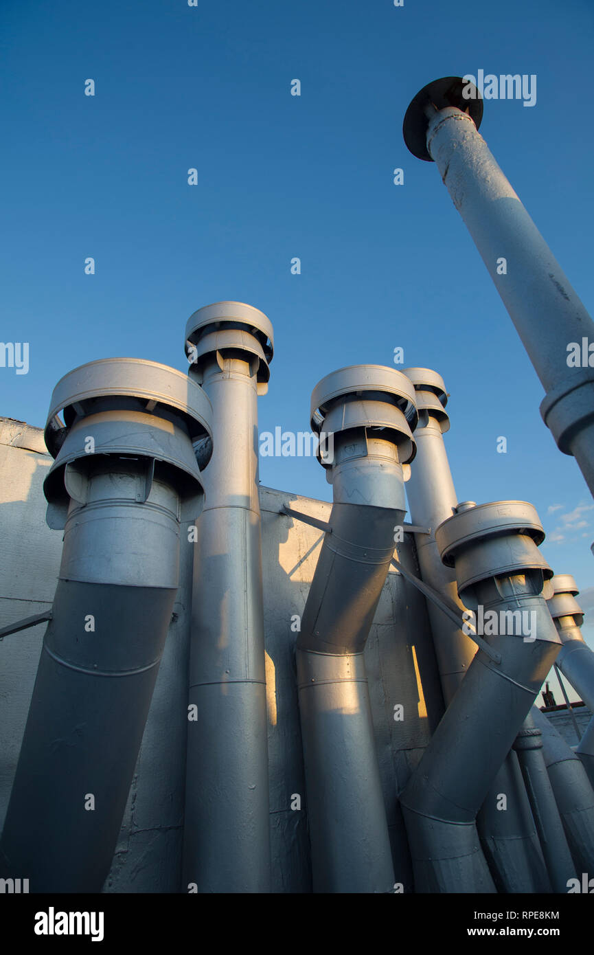 Tetto a tubi di ventilazione new york city Foto Stock