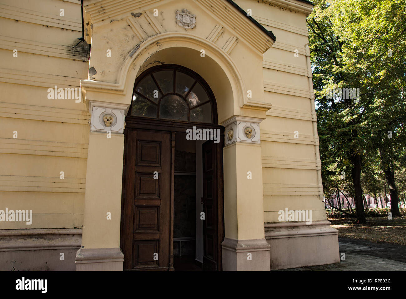 Monumento dalla prima sollevazione serba 1809. costruito da Bagno turco da teschi di morti serbo. La torre del cranio Foto Stock
