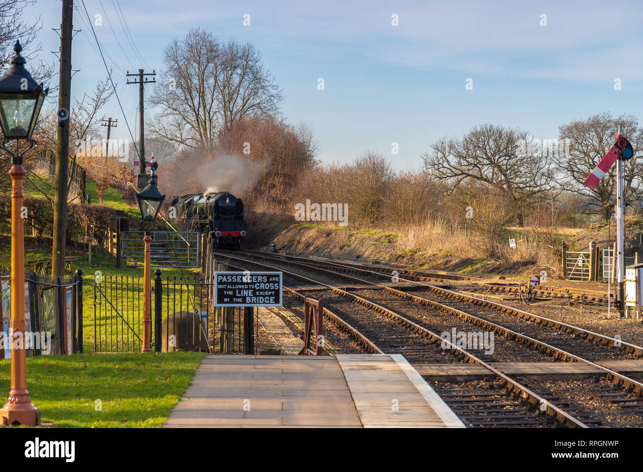 Treni a vapore in Severn Valley Railway nel pittoresco villaggio di Arley in Worcestershire, Regno Unito. Preso il 21 febbraio 2019 Foto Stock