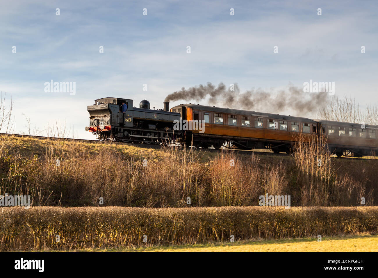 Treni a vapore in Severn Valley Railway nel pittoresco villaggio di Arley in Worcestershire, Regno Unito. Preso il 21 febbraio 2019 Foto Stock