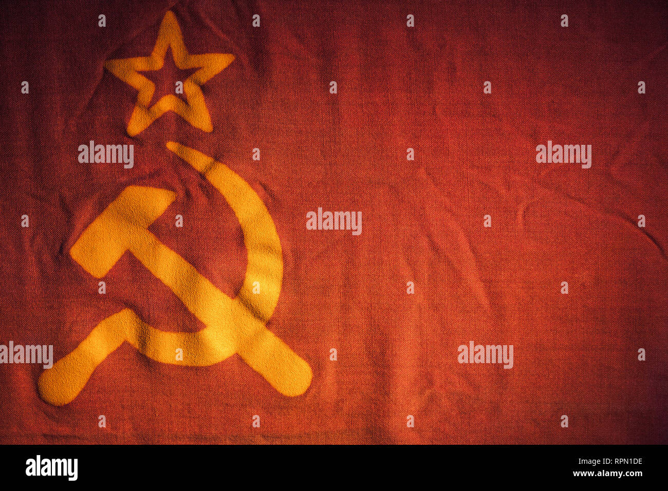 Unione Sovietica bandiera frammento con star, falce e martello Foto Stock