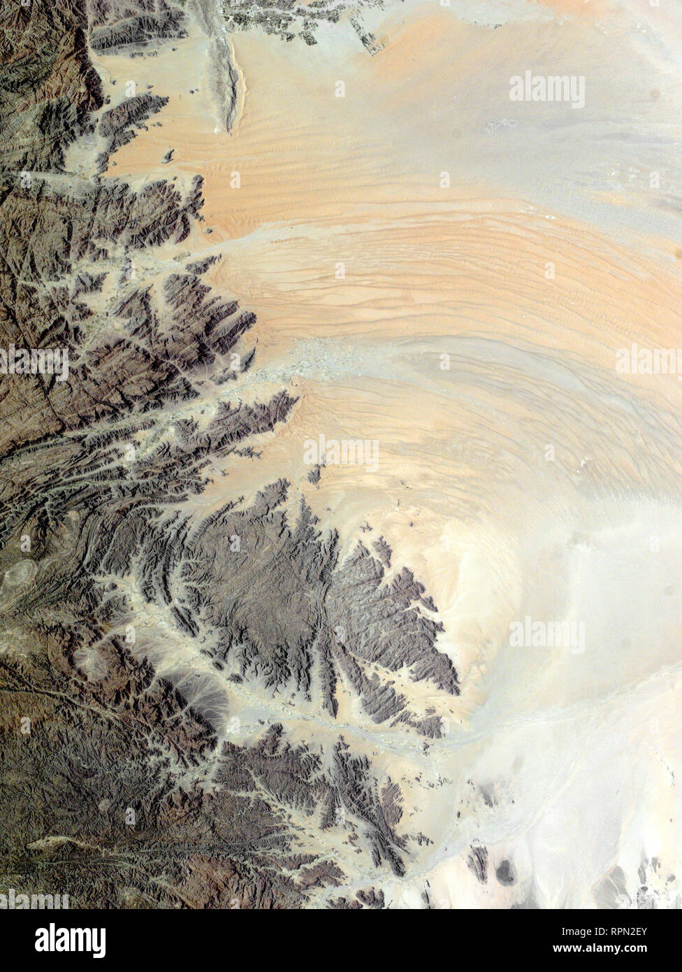 La NASA Immagine satellitare della Terra, valle Deerat dune di sabbia del deserto, Yemen, Medio Oriente Foto Stock