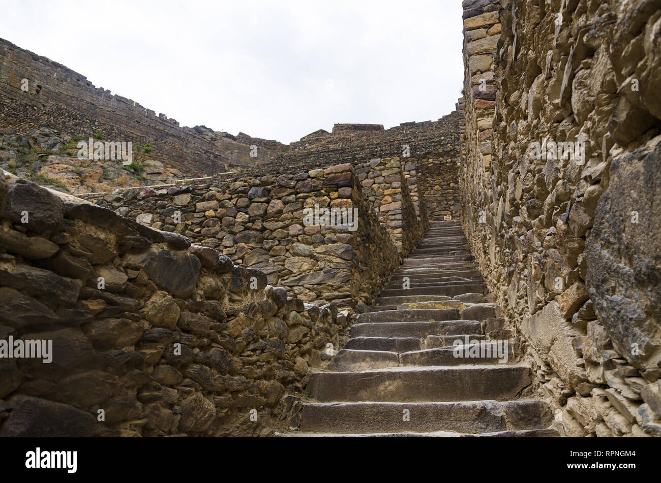 Ollantaytambo, Perù. Fortezza Inca rovine sulla collina del tempio. Foto Stock