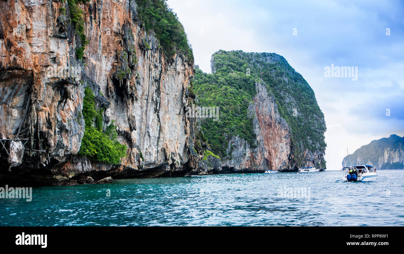 Mare tranquillo paesaggio in Thailandia in estate Foto Stock