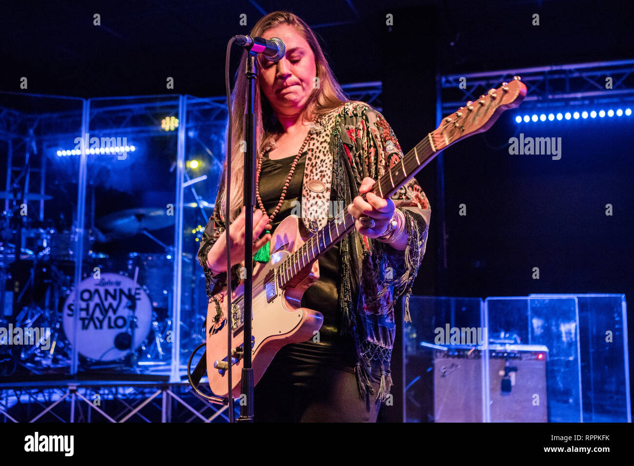 Milano, Italia. Il 21 febbraio, 2019. Il British blues rock chitarrista e cantante JOANNA SHAW TAYLOR esibirsi dal vivo sul palco a Leggenda Club durante il 'cuore avventato Tour' Credito: Rodolfo Sassano/Alamy Live News Foto Stock