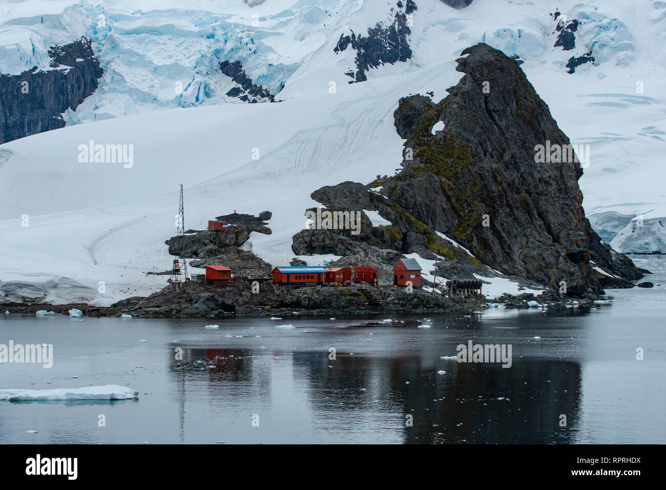 Almirante Brown Stazione, Paradise Harbour, Penisola Antartica Foto Stock