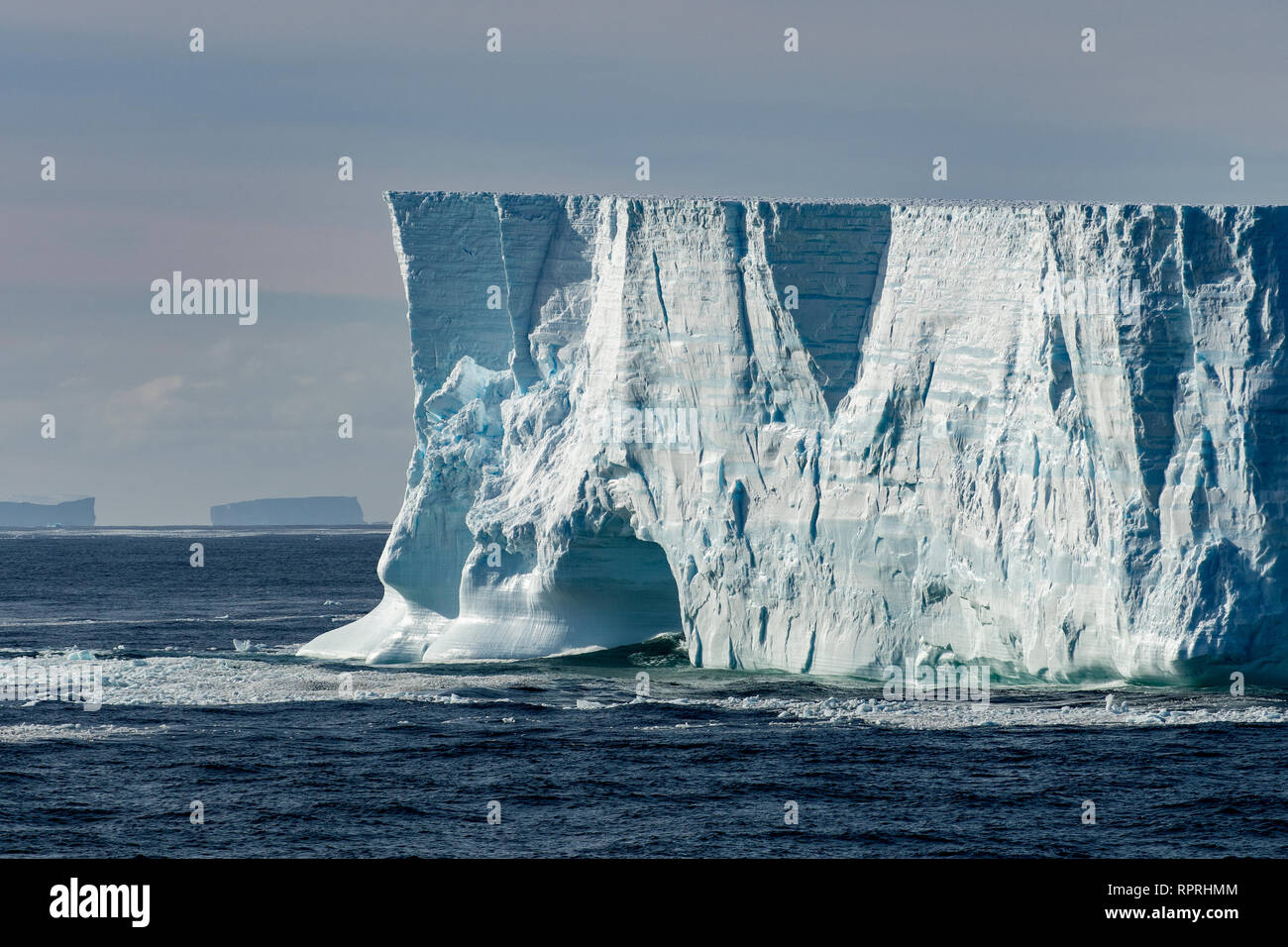 Iceberg vicino a sud delle Isole Orkney Foto Stock