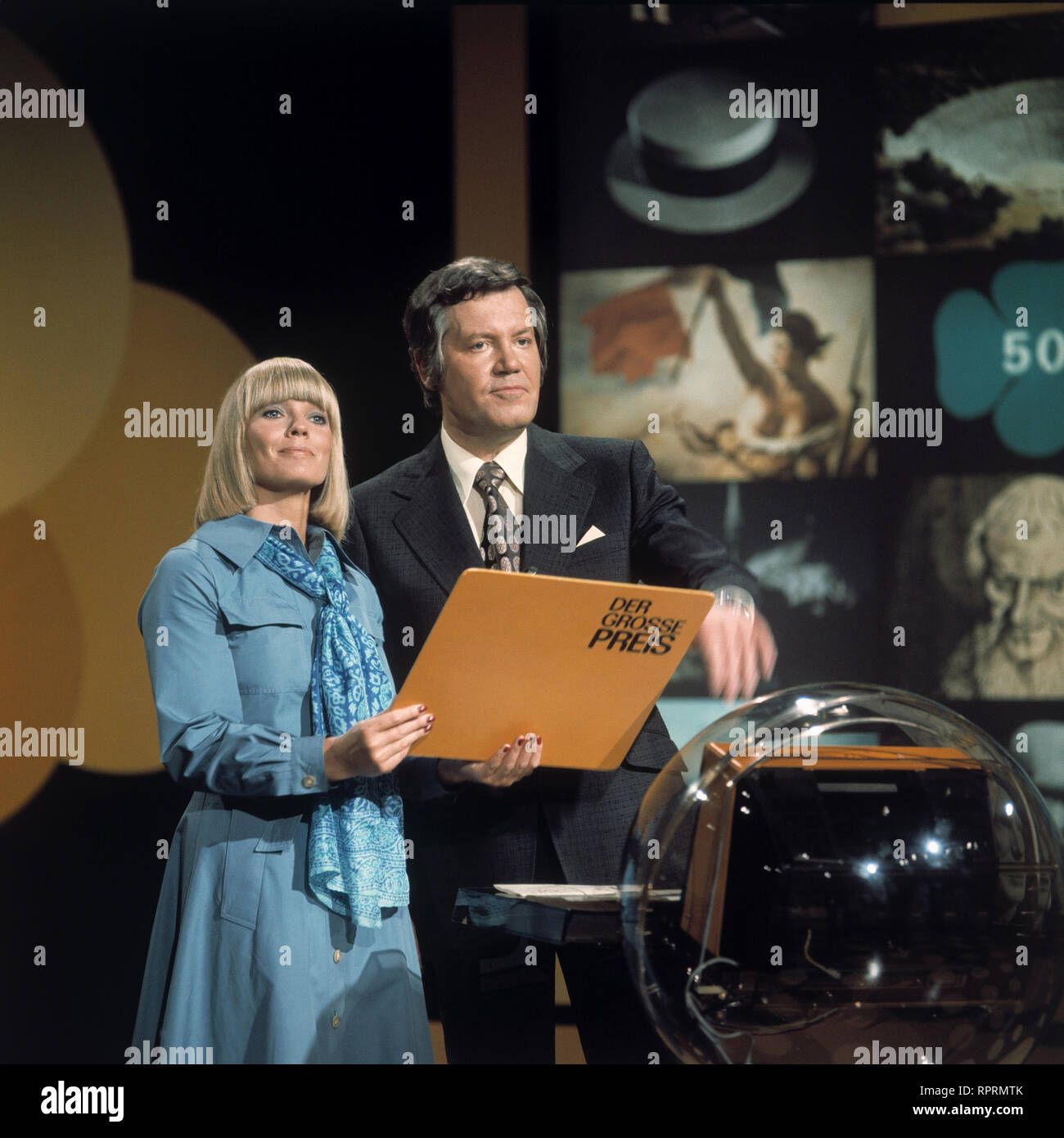 DER GROSSE PREIS WIM THOELKE und Assistentin BEATE HOPF, Sendung vom 9.9.1975 Foto Stock