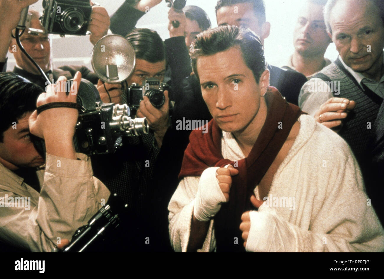 DIE BUBI SCHOLZ-story (2) / D 1997 / Roland Suso Richter Die Geschichte des Weltklasseboxers Bubi Scholz. Szene mit Bubi Scholz (Benno Fürmann). / Überschrift: DIE BUBI SCHOLZ-story (2) / D 1997 Foto Stock