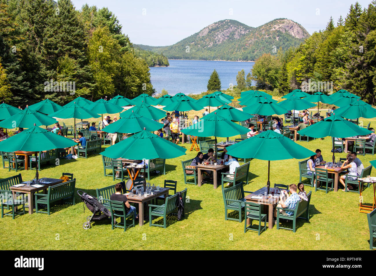 Jordan Pond House Restaurant, Jordan Pond, Parco Nazionale di Acadia, Maine, Stati Uniti d'America Foto Stock