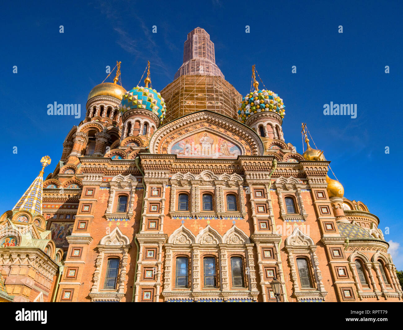 18 Settembre 2018: San Pietroburgo, Russia - La Chiesa del Salvatore sul Sangue versato, chiamato così perché fu eretta sul luogo dove lo zar Alessandro I Foto Stock