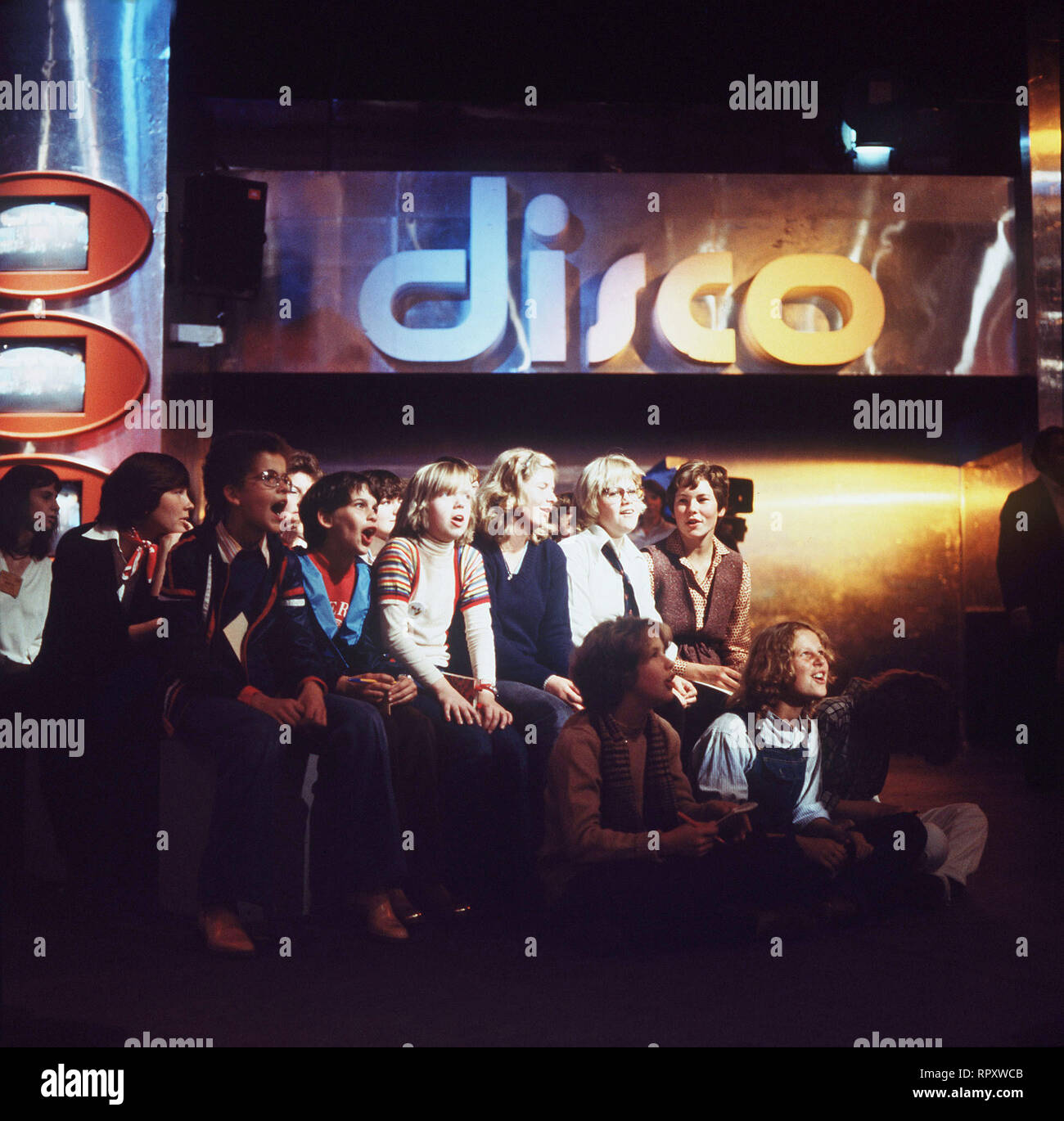 Zuschauer in der Sendung discoteca. Foto Stock