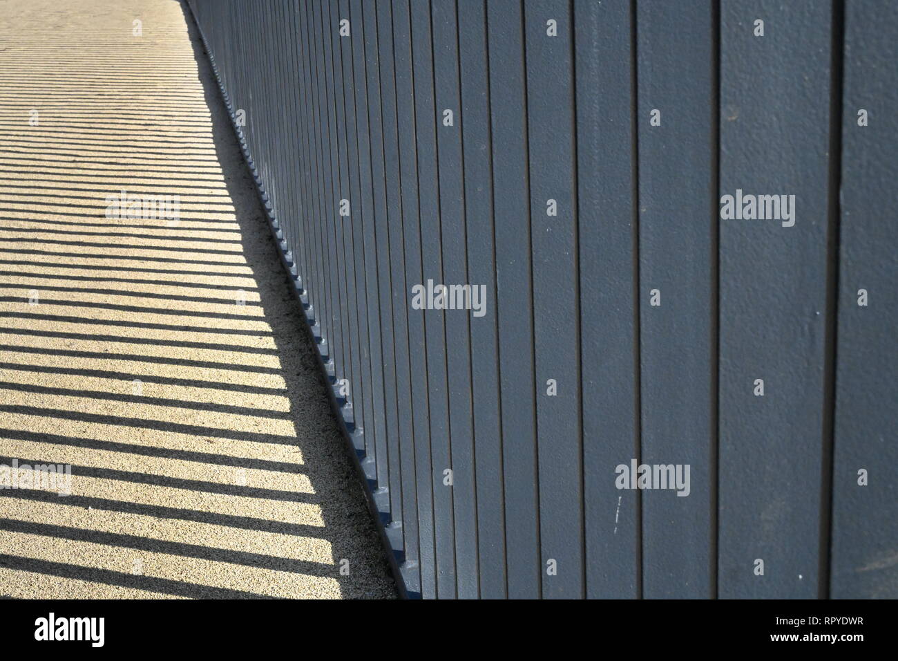 Nuovo ponte sul isola di Raymill Maindenhead Foto Stock