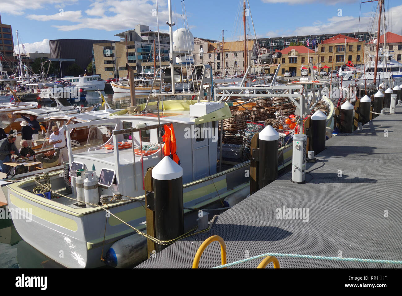 Le navi comprese imbarcazioni crayfishing legato in Constitution Dock, Hobart, Tasmania, Australia. No signor o PR Foto Stock