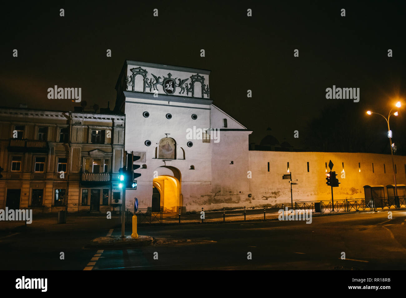 Vilnius, Lituania: il cancello di Alba, Lituana via Ausros, Medininku vartai, polacco Ostra Brama, una porta della città di Vilnius, uno dei suoi più importanti histo Foto Stock