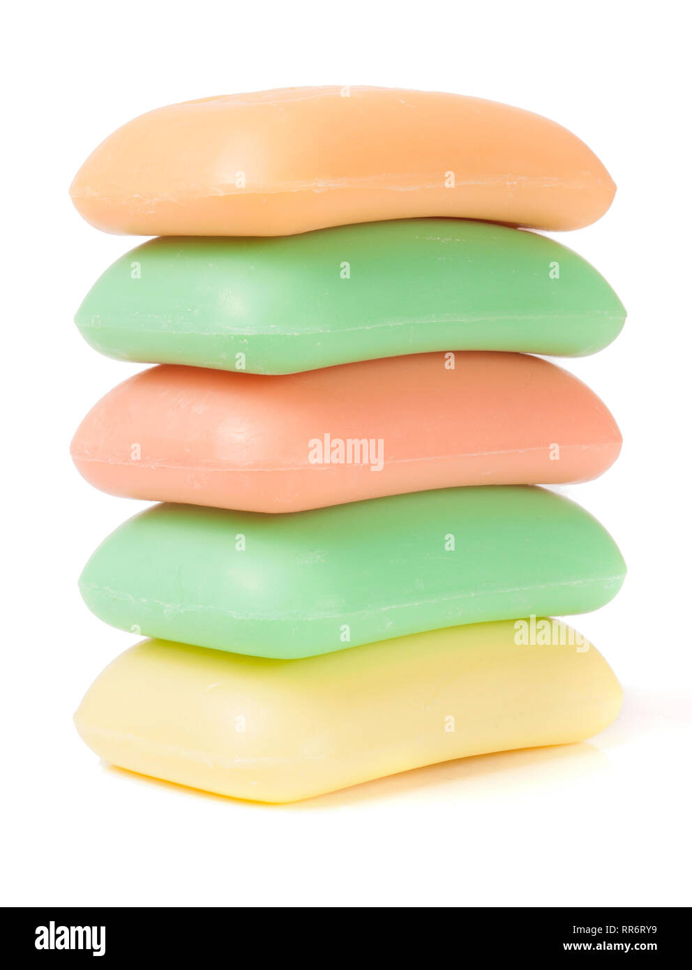 Pila di sapone di colori diversi isolati su sfondo bianco Foto Stock