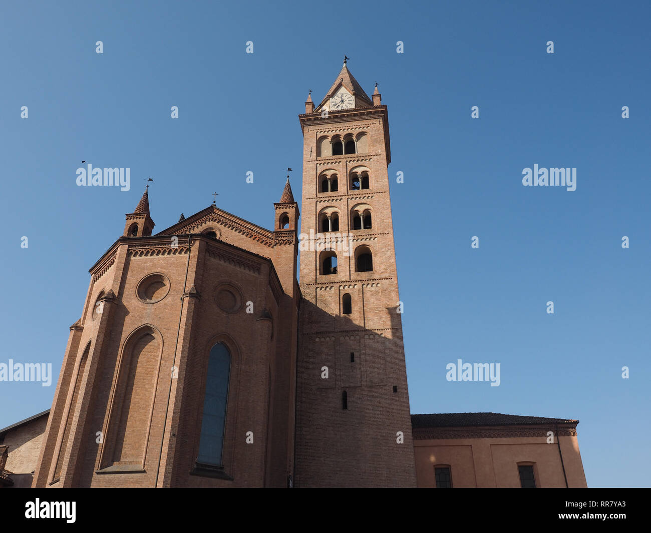 Duomo di San Lorenzo (St Lawrence cattedrale) in Alba, Italia Foto Stock
