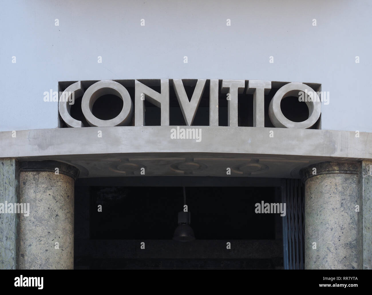 ALBA, Italia - circa Febbraio 2019: Civico Collegio Convitto (significato Civica Scuola d'imbarco) Foto Stock