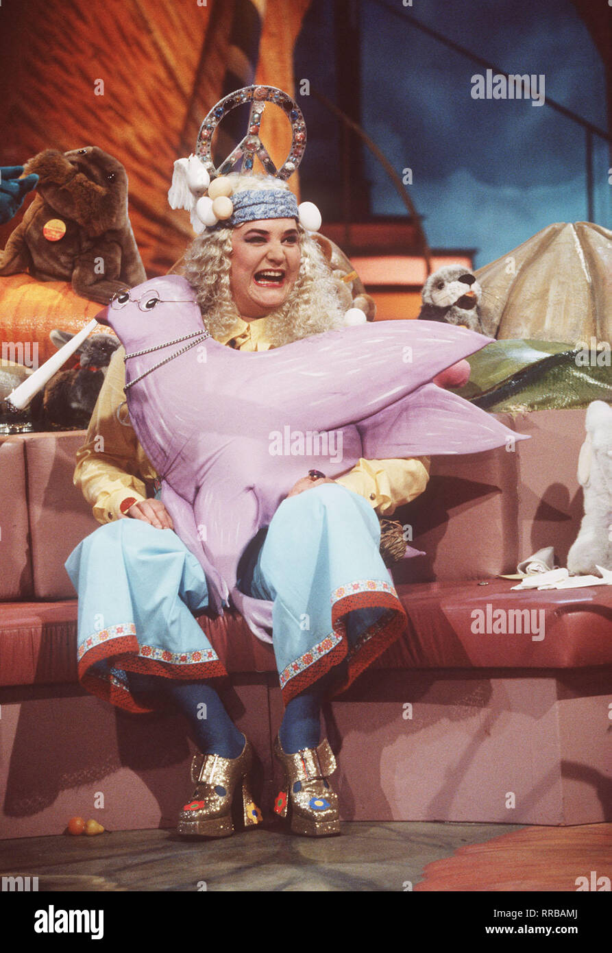 Die RTL Spielshow von 1988-1992 / HELLA VON SINNEN Gag-Kostüm im / 34819 / , 12DFASRTLALL / Überschrift: ALLES NICHTS ODER ? Foto Stock