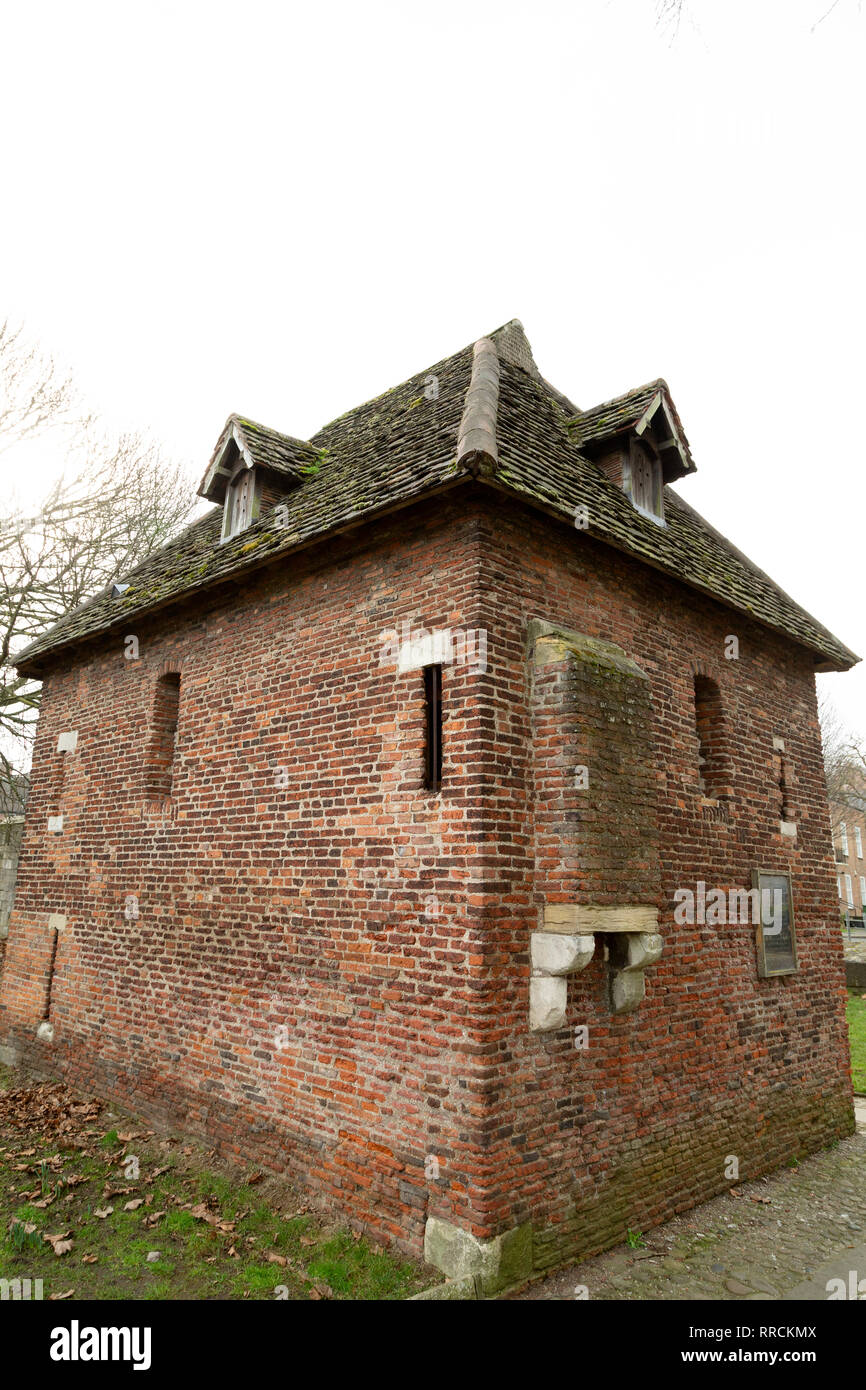 La Torre Rossa a York, Inghilterra. La torre risale al medioevo e fu parte di York del muro della città. Foto Stock