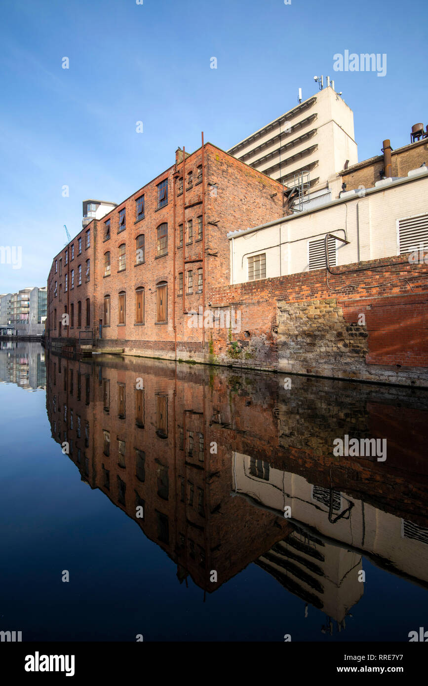 Magazzini dal canale nella città di Nottingham, Nottinghamshire REGNO UNITO Inghilterra Foto Stock