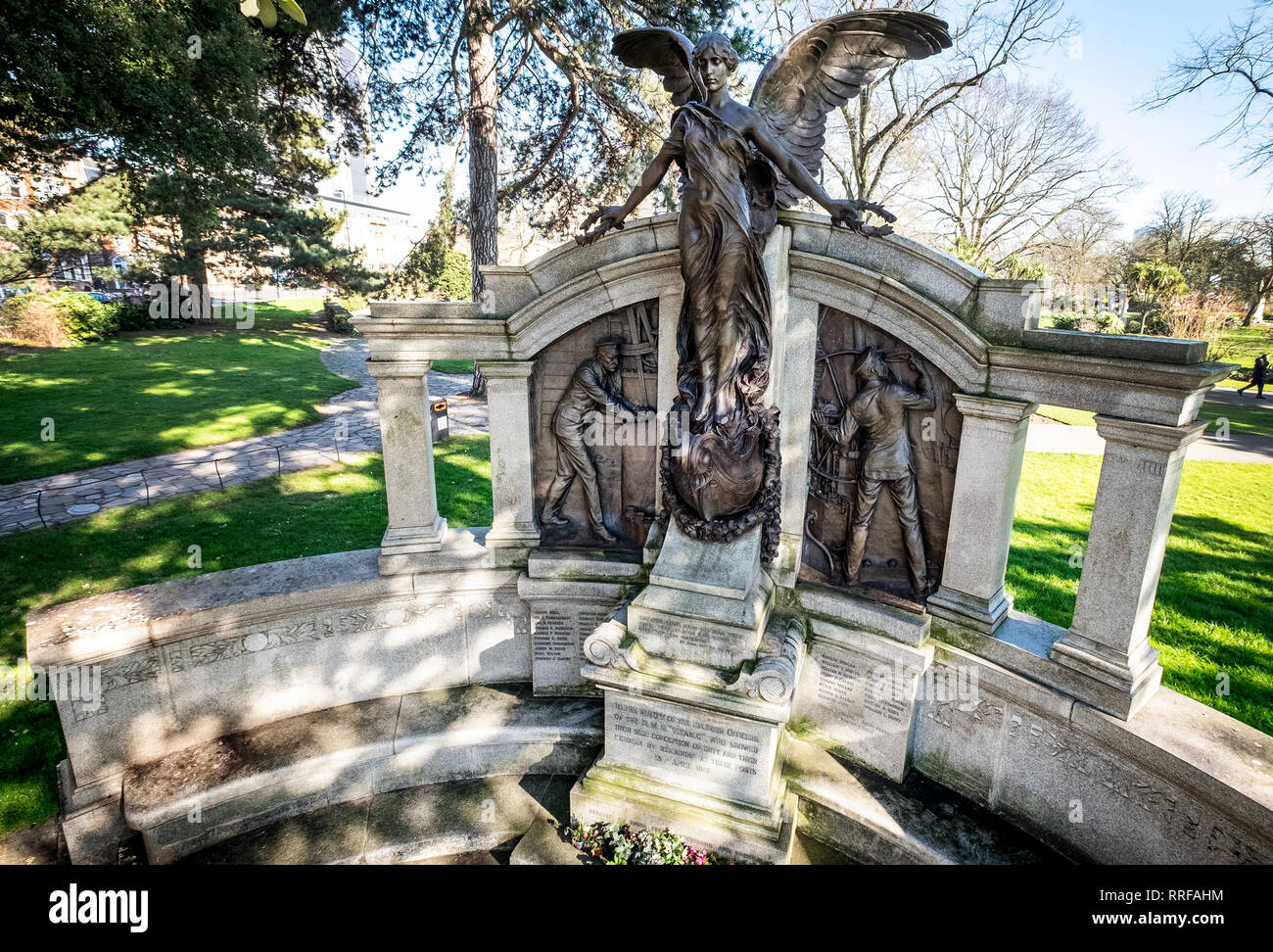 Titanic Engineers' Memorial in East Park Southampton, Hampshire, Regno Unito Foto Stock