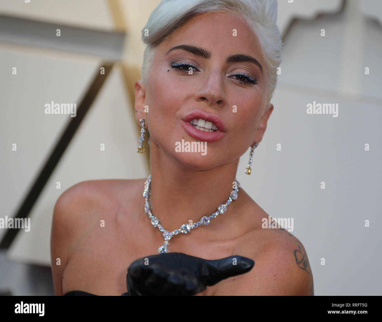 Hollywood, California, USA. 24 Febbraio, 2019. Lady Gaga arriva al red carpet per la 91th Oscar alla cerimonia di premiazione in Hollywood, la California di domenica 24 febbraio 2019.EMILIO FLORES Credito: Emilio Flores/Prensa Internacional/ZUMA filo/Alamy Live News Foto Stock