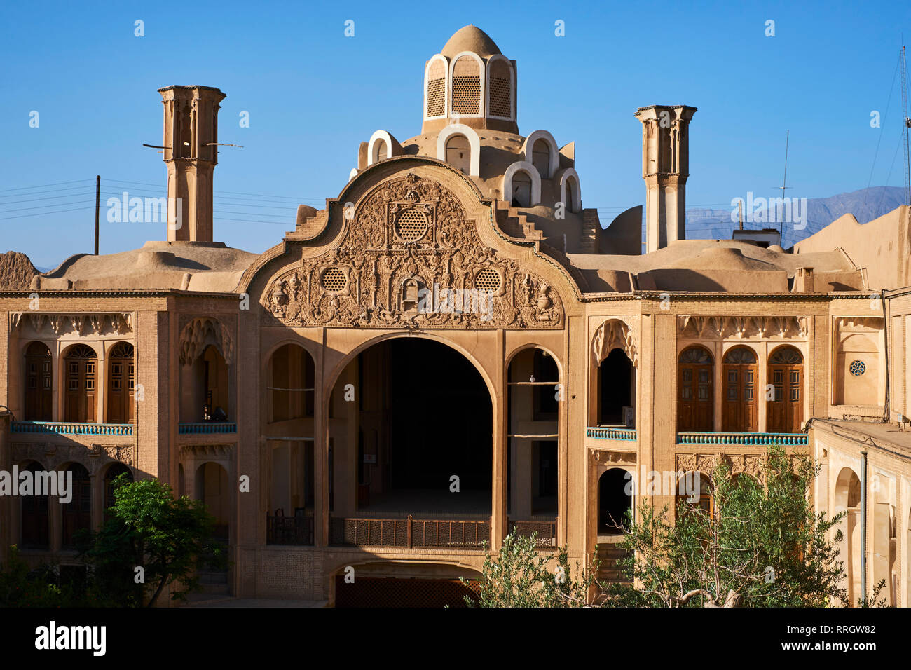 Le Khan-e-Borujerdi, casa di un ricco mercante con windtowers, Kashan Città, Provincia di Isfahan, Iran, Medio Oriente Foto Stock