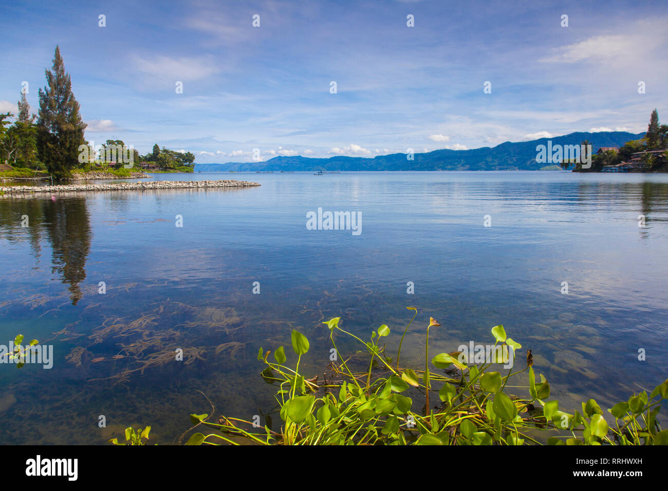 Un Tuk Tuk, Lago Toba, isola di Samosir, Sumatra, Indonesia, Asia sud-orientale, Asia Foto Stock