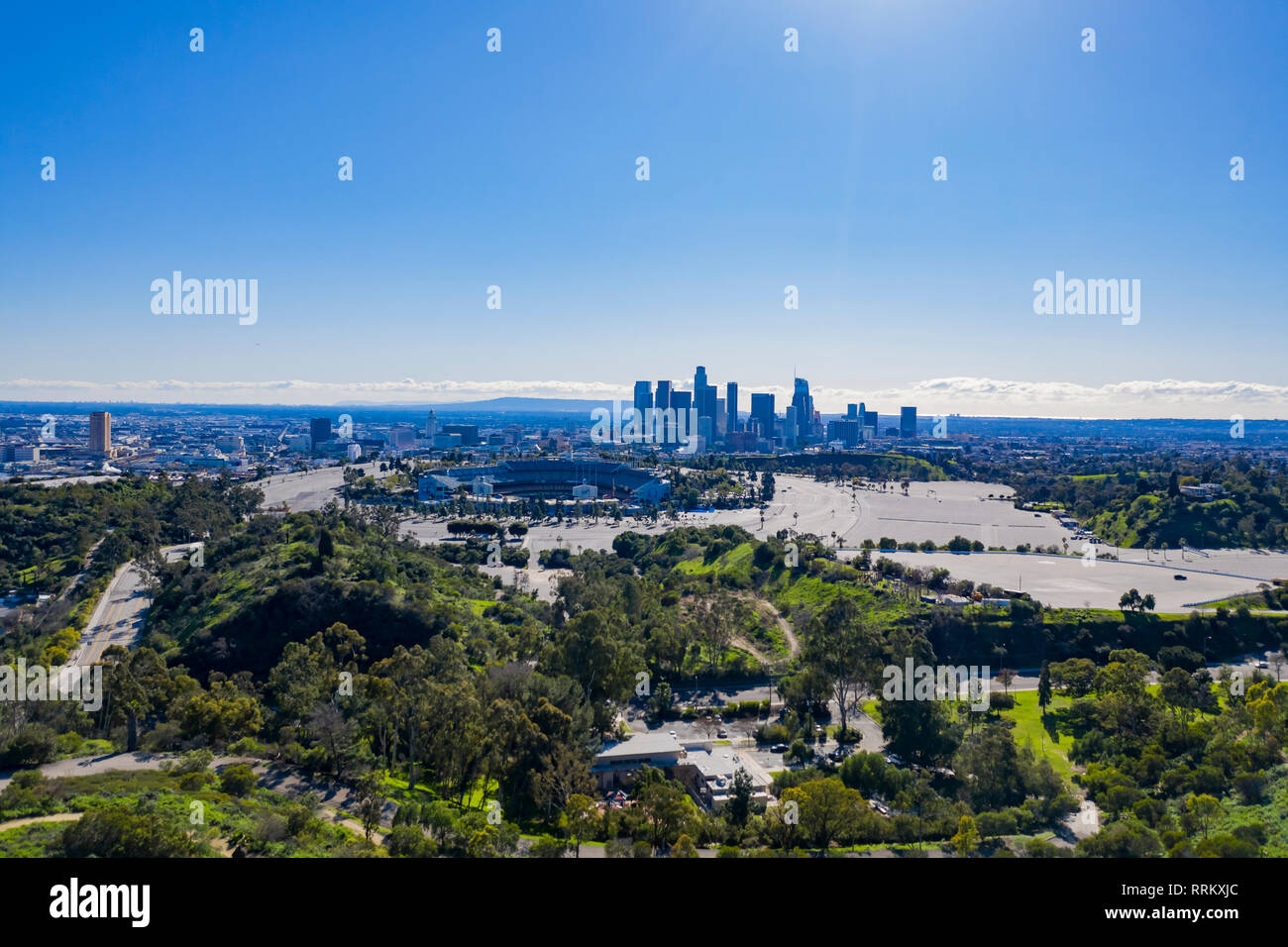 Vista aerea del Los Angeles downtown area con il Dodger Stadium in California Foto Stock