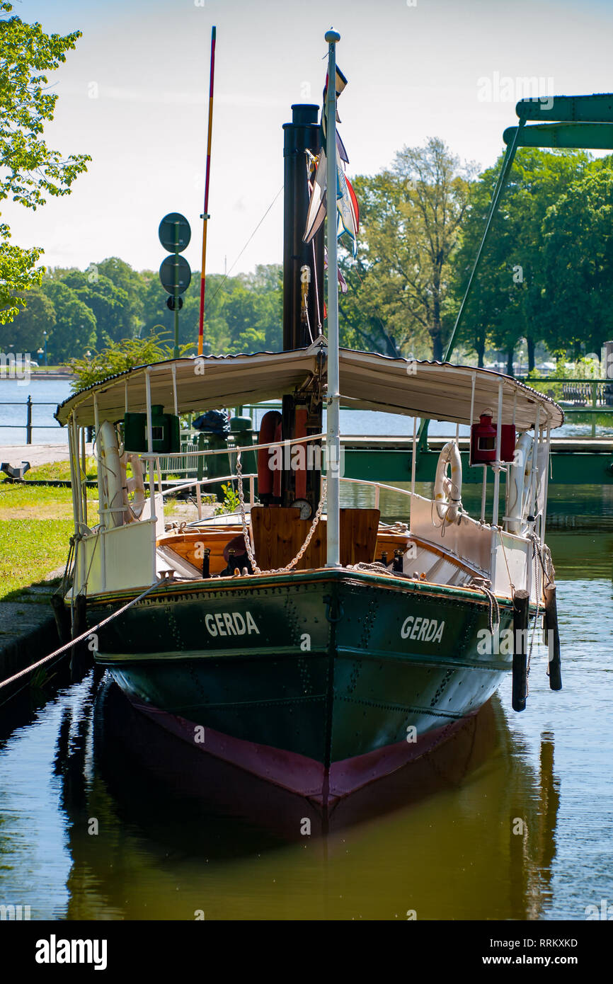 Il vapore sloop Gerda nell'armadietto piscina. Foto Stock