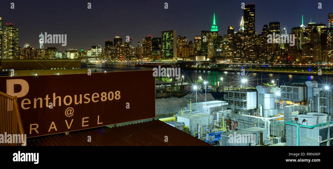 Stati Uniti d'America, americano, New York, Queens, Long Island City East River, Manhattan skyline, Foto Stock